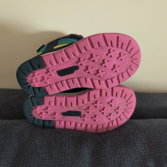 Merrell Snow Boots - Picture 3 of 4